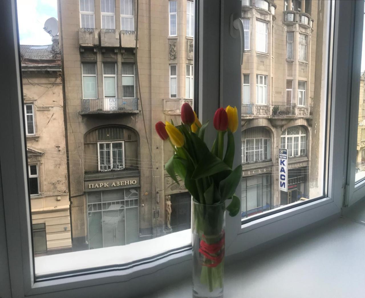 Апартаменти На Гнатюка 17 Lviv Exterior photo